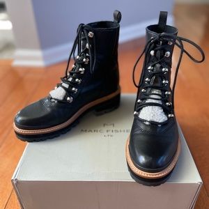 MARC FISHER Izzie Lugsole Ankle Boot Black - Size 7